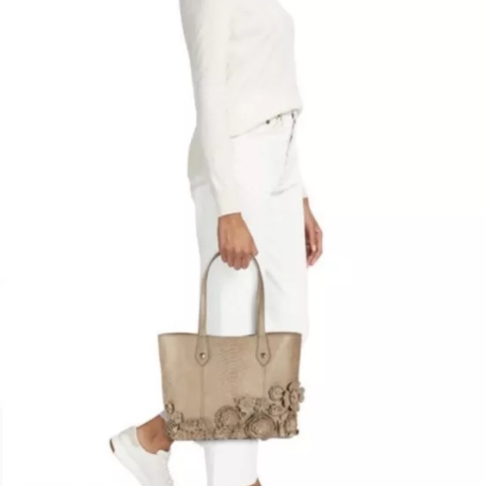🤍🩶Frye Melissa 3D Floral Snake Embossed Leather Tote $498 - Picture 2 of 16